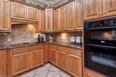 Quality Custom Built One Owner Home.  3504 SF 4 BR's 3 1/2 BA's on Eagle Crest Golf Course in Arkansas - for sale on GolfHomes.com, golf home, golf lot