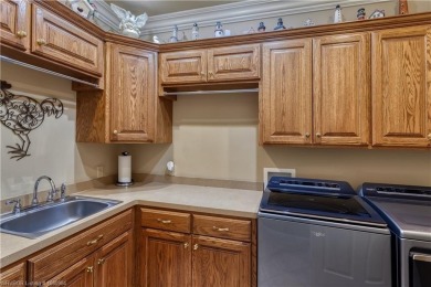 Quality Custom Built One Owner Home.  3504 SF 4 BR's 3 1/2 BA's on Eagle Crest Golf Course in Arkansas - for sale on GolfHomes.com, golf home, golf lot