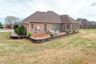 Quality Custom Built One Owner Home.  3504 SF 4 BR's 3 1/2 BA's on Eagle Crest Golf Course in Arkansas - for sale on GolfHomes.com, golf home, golf lot