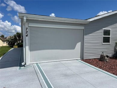 NO BOND and no CDD maintenance tax!   This 2-bedroom, 2-bath on El Diablo Executive Golf Course in Florida - for sale on GolfHomes.com, golf home, golf lot