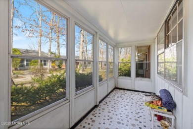 Charming 2 Bedroom Condo in Leisure Village.. Priced to on Greenbriar Woodlands in New Jersey - for sale on GolfHomes.com, golf home, golf lot