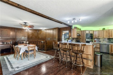 This well built, well maintained home was builder's spec home on Indian Rock Golf Club in Missouri - for sale on GolfHomes.com, golf home, golf lot