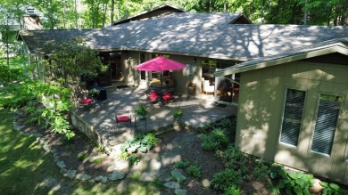 This 4 bedroom/3 bath home boasts an amazing view of the Cobb on Glade Springs Resort Golf Course in West Virginia - for sale on GolfHomes.com, golf home, golf lot