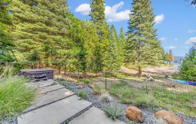 Step into a home where nature's beauty and thoughtful design on Bailey Creek Golf Course in California - for sale on GolfHomes.com, golf home, golf lot