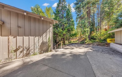 Step into a home where nature's beauty and thoughtful design on Bailey Creek Golf Course in California - for sale on GolfHomes.com, golf home, golf lot