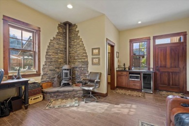Experience North Idaho luxury living in this fully furnished on Avondale Golf and Tennis Club in Idaho - for sale on GolfHomes.com, golf home, golf lot