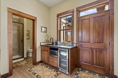 Experience North Idaho luxury living in this fully furnished on Avondale Golf and Tennis Club in Idaho - for sale on GolfHomes.com, golf home, golf lot