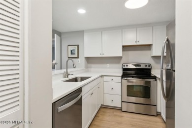Seize this rare chance to own a stunning lock-off 2 bedroom on Amelia Island Plantation - Oakmarsh in Florida - for sale on GolfHomes.com, golf home, golf lot