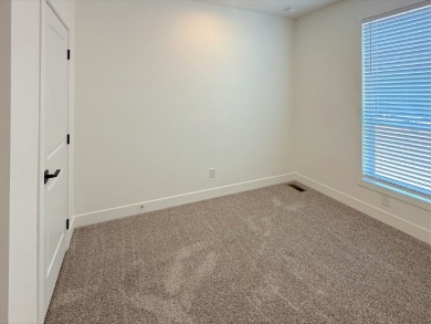 This is a fantastic opportunity to own a beautiful home in a on Pine Shadows Golf Course in Arizona - for sale on GolfHomes.com, golf home, golf lot