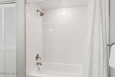 Seize this rare chance to own a stunning lock-off 2 bedroom on Amelia Island Plantation - Oakmarsh in Florida - for sale on GolfHomes.com, golf home, golf lot