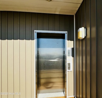 Welcome to your own piece of coastal paradise in the desirable on South Harbour Golf Links in North Carolina - for sale on GolfHomes.com, golf home, golf lot