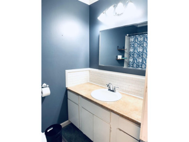 Hurry to see this Absolutely adorable little 3 bed/ 2 and 1/2 on DeSoto Golf Course in Arkansas - for sale on GolfHomes.com, golf home, golf lot