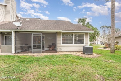 Welcome to this charming, light-filled condo in the highly on Spruce Creek Golf Club in Florida - for sale on GolfHomes.com, golf home, golf lot