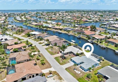 BOATER'S DREAM WITH QUICK OUT TO CHARLOTTE HARBOR AND BEYOND on Saint Andrews South Golf Club in Florida - for sale on GolfHomes.com, golf home, golf lot