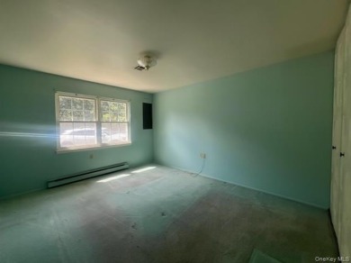 Great location. Corner unit Greenbriar Model with open porch and on Leisure Village Golf Course in New York - for sale on GolfHomes.com, golf home, golf lot