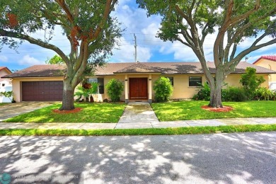 Explore the charm of this ranch style home featuring 3 beds, 2 on Colony West Country Club in Florida - for sale on GolfHomes.com, golf home, golf lot