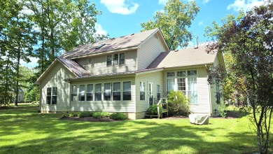 Rare listing in Eagle Trace Golf Community. ON THE GOLF COURSE! on Eagle Trace Golf Course in Kentucky - for sale on GolfHomes.com, golf home, golf lot