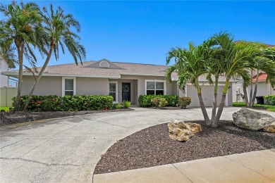 This is a must see!!!!! Never flooded and in the highly on Pasadena Yacht and Country Club in Florida - for sale on GolfHomes.com, golf home, golf lot