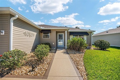 Welcome to this meticulously maintained, lightly lived-in on Glenview Championship Golf and Country Club in Florida - for sale on GolfHomes.com, golf home, golf lot
