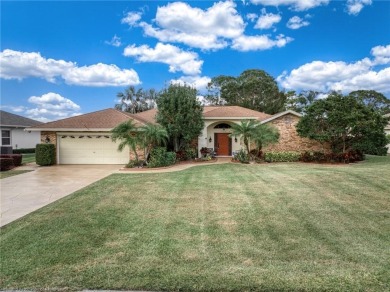 Looking for the Florida pool home PERFECT for entertaining? This on Sun n Lake Golf and Country Club in Florida - for sale on GolfHomes.com, golf home, golf lot