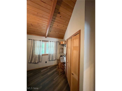 Here is a unique opportunity to own one of the original *round on Lake Mohawk Golf Club in Ohio - for sale on GolfHomes.com, golf home, golf lot