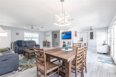 Under contract-accepting backup offers. Welcome to paradise with on Port Charlotte Golf Club in Florida - for sale on GolfHomes.com, golf home, golf lot