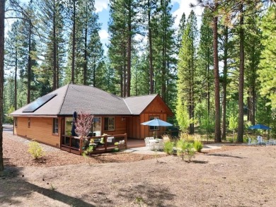 THIS NEW (2023) PICTURESQUE, MODERN, ENERGY EFFICIENT MOUNTAIN on Whitehawk Ranch Golf Club in California - for sale on GolfHomes.com, golf home, golf lot