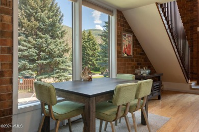 Nineteenth Fairway #26 features 2 bedrooms plus a loft and 2 on Eagle Vail Golf Course in Colorado - for sale on GolfHomes.com, golf home, golf lot