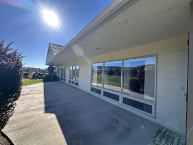 Upper unit on 9th hole at Shield Crest Golf Course overlooking on Shield Crest Golf Course in Oregon - for sale on GolfHomes.com, golf home, golf lot