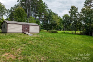 Beautiful Golf Course Ranch in Catawba Springs - 3BR/2.5BA with on Catawba Springs Golf Course At Lake Hickory  in North Carolina - for sale on GolfHomes.com, golf home, golf lot