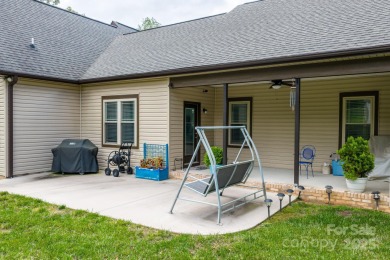 Beautiful Golf Course Ranch in Catawba Springs - 3BR/2.5BA with on Catawba Springs Golf Course At Lake Hickory  in North Carolina - for sale on GolfHomes.com, golf home, golf lot