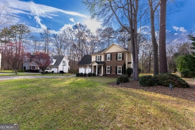 Great price on this 4 bedroom/2.5 home located in Peachtree on Braelinn Golf Club in Georgia - for sale on GolfHomes.com, golf home, golf lot