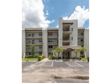 Beautiful apartment with lake front view in the lovely Pine on Pine Island Ridge Country Club in Florida - for sale on GolfHomes.com, golf home, golf lot