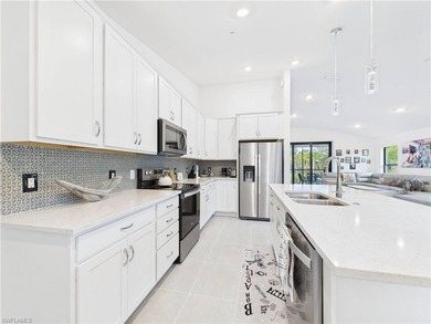 *END UNIT + QUIET CUL-DE-SAC + GOLF COURSE + FULLY FURNISHED* on Panther Run Golf Club in Florida - for sale on GolfHomes.com, golf home, golf lot