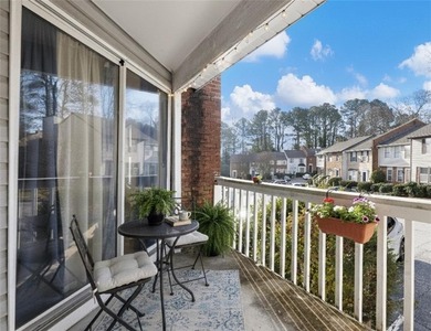Discover cozy, low-maintenance living in this charming end-unit on Heritage Golf Links in Georgia - for sale on GolfHomes.com, golf home, golf lot