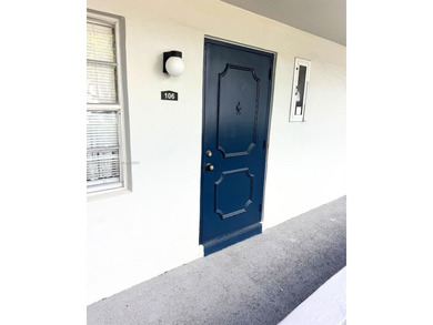 Beautifully maintained 1-bedroom, 1-bathroom condo located in a on Oriole Golf and Tennis Club in Florida - for sale on GolfHomes.com, golf home, golf lot