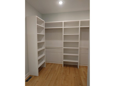 Elegant new construction 4br 3ba home with 3300sqft of living on The Club At Olde Stone in Kentucky - for sale on GolfHomes.com, golf home, golf lot