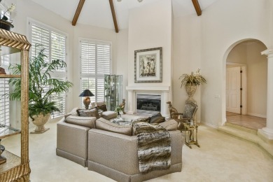 ONE-LEVEL GEM IN HIGHLAND SPRINGS COUNTRY CLUB Welcome to your on Highland Springs Country Club in Missouri - for sale on GolfHomes.com, golf home, golf lot