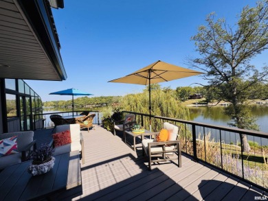 LUXURY LAKEFRONT LIVING AT ITS FINEST - 5 BED | 4 BATH | on Wee-Ma-Tuk Hills Country Club in Illinois - for sale on GolfHomes.com, golf home, golf lot