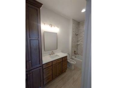 Elegant new construction 4br 3ba home with 3300sqft of living on The Club At Olde Stone in Kentucky - for sale on GolfHomes.com, golf home, golf lot