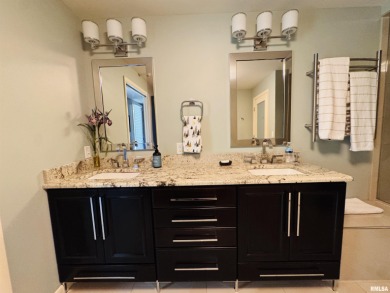 LUXURY LAKEFRONT LIVING AT ITS FINEST - 5 BED | 4 BATH | on Wee-Ma-Tuk Hills Country Club in Illinois - for sale on GolfHomes.com, golf home, golf lot