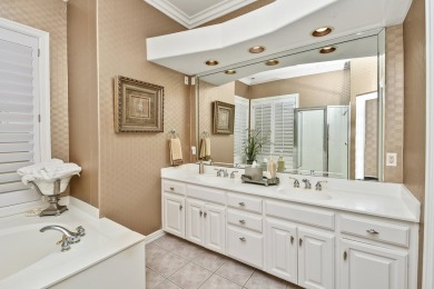 ONE-LEVEL GEM IN HIGHLAND SPRINGS COUNTRY CLUB Welcome to your on Highland Springs Country Club in Missouri - for sale on GolfHomes.com, golf home, golf lot