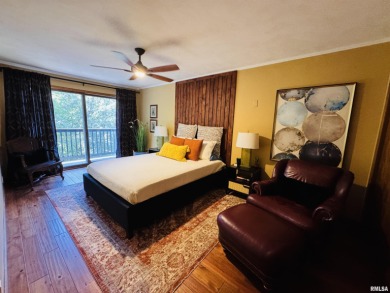 LUXURY LAKEFRONT LIVING AT ITS FINEST - 5 BED | 4 BATH | on Wee-Ma-Tuk Hills Country Club in Illinois - for sale on GolfHomes.com, golf home, golf lot