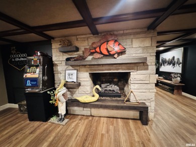 LUXURY LAKEFRONT LIVING AT ITS FINEST - 5 BED | 4 BATH | on Wee-Ma-Tuk Hills Country Club in Illinois - for sale on GolfHomes.com, golf home, golf lot