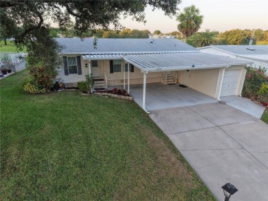 Immaculate 3/2 Split plan. Move In Ready with furnishings. New on Zellwood Station Country Club in Florida - for sale on GolfHomes.com, golf home, golf lot