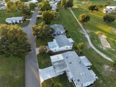Immaculate 3/2 Split plan. Move In Ready with furnishings. New on Zellwood Station Country Club in Florida - for sale on GolfHomes.com, golf home, golf lot
