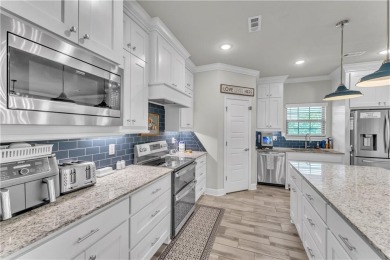 This home is a great home for the outdoor enthusiast! Mountain on Bella Vista - Metfield Golf Complex and Country Club in Arkansas - for sale on GolfHomes.com, golf home, golf lot