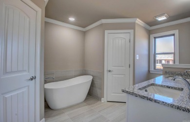 Beautiful ALL BRICK NEW CONSTRUCTION one level home sits on on The Country Club of Arkansas in Arkansas - for sale on GolfHomes.com, golf home, golf lot