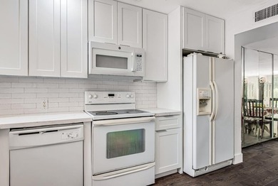 Beautiful and completely remodeled corner unit townhouse with on Fountains Golf and Country Club in Florida - for sale on GolfHomes.com, golf home, golf lot