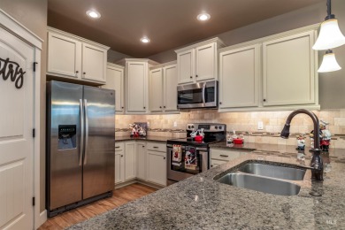 Looking for an 'aging in place' home, this is it w/3' doors & on Ridgecrest Golf Course in Idaho - for sale on GolfHomes.com, golf home, golf lot